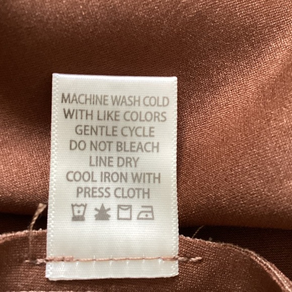 Max Studio NWT Women's Faux Suede A-Line Midi Skirt Size Large - Picture 7 of 7